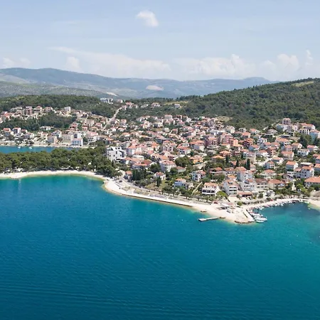 别墅 Seaside Luxury With A Swimming Pool Okrug Gornji, Ciovo - 24340 *