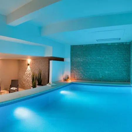别墅 Seaside Luxury With A Swimming Pool Okrug Gornji, Ciovo - 24340
