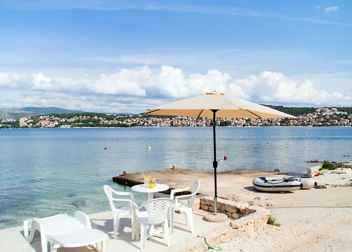 Seaside Luxury With A Swimming Pool Okrug Gornji, Ciovo - 24340 * Trogir