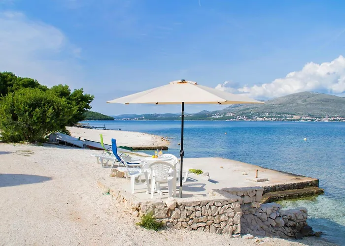 Seaside Luxury With A Swimming Pool Okrug Gornji, Ciovo - 24340