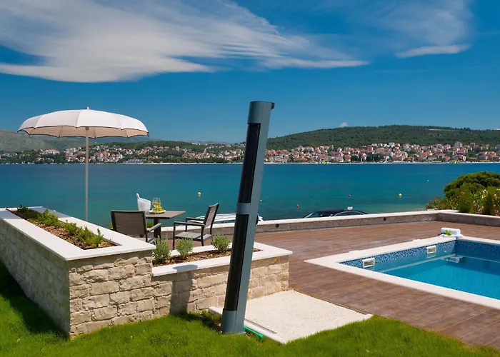 Seaside Luxury With A Swimming Pool Okrug Gornji, Ciovo - 24340 Villa *